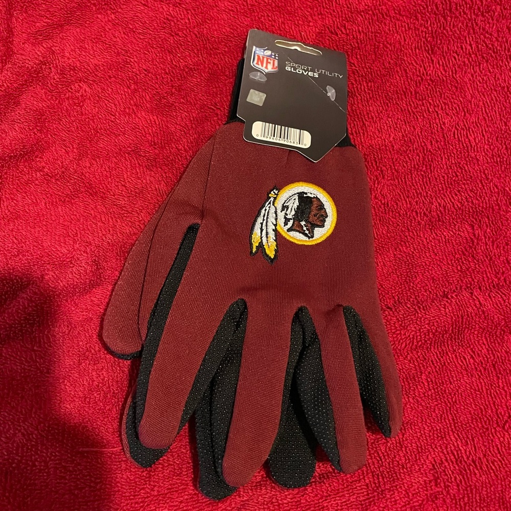 McArthur Towel+Sport NFL Washington Redskins Sports Utility Gloves